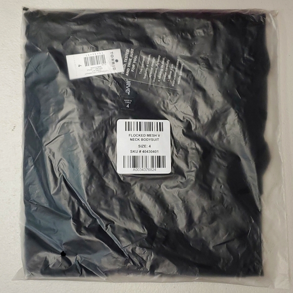 ❤️NWT VINTAGE TORRID BODYSUIT - BATS FLOCKED MESH SHEER LINGERIE - HALLOWEEN - Picture 9 of 14